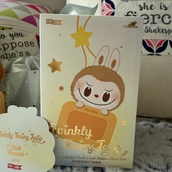 POP LAND THE MONSTERS Twinkly Fairy Tale Plush Card Holder - Oak Brown - Picture 2 of 9